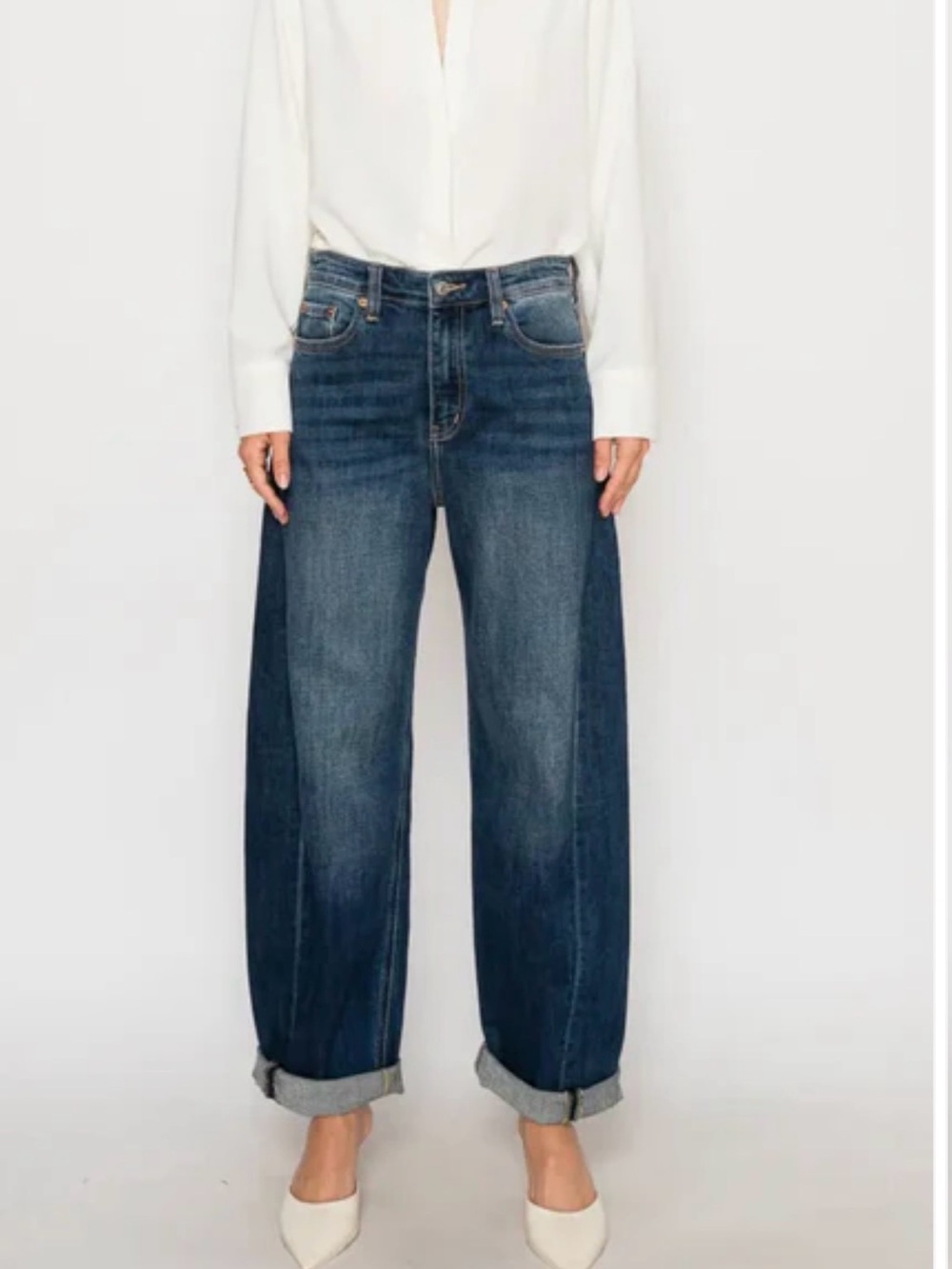 Artemis Design Co. Two-Tone Blue barrel Jeans